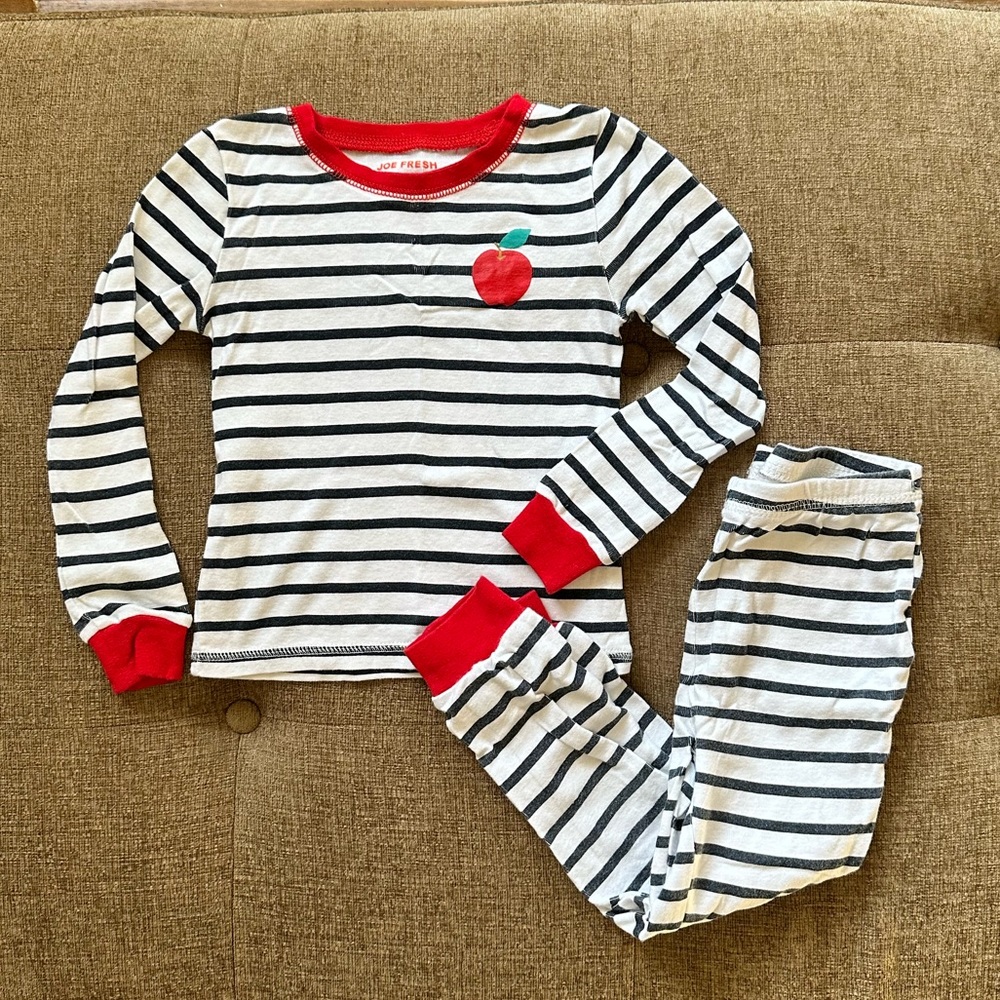 Joe Fresh Navy/white/red apple graphic pajama set sz: 3